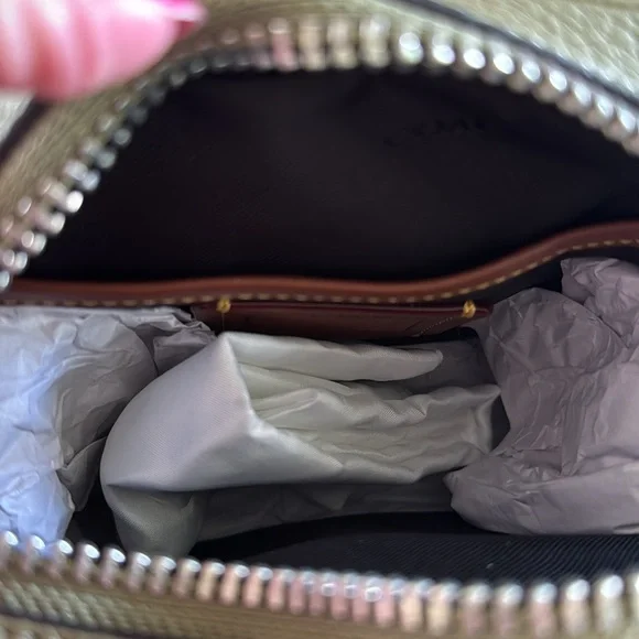 NWT Coach crossbody bag - Picture 3 of 6